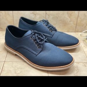 Like new Calvin Klein Aggussie Nylon Oxfords